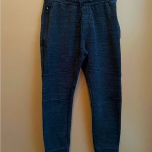 🦅American Eagle Men’s Size Small Dark Gray Zip Pocket Joggers🦅